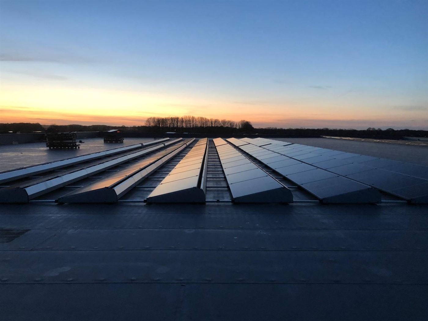 Zonnepanelen distributiecentrum